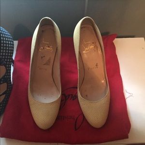 Baby yellow embossed Ron Ron 6.5 Christian Loubies